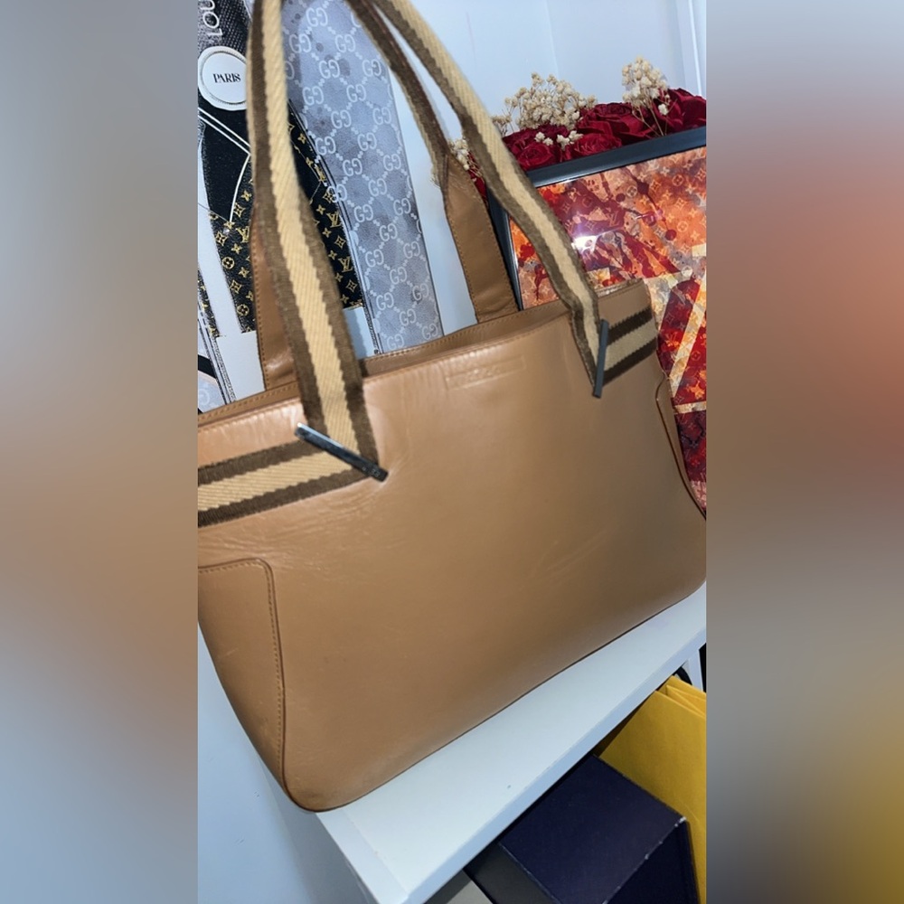 Gucci Sherry Line Tan Leather Tote Bag